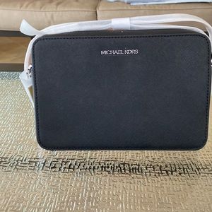 Michael Kors Jet Set Large Saffiano Leather Crossbody Bag